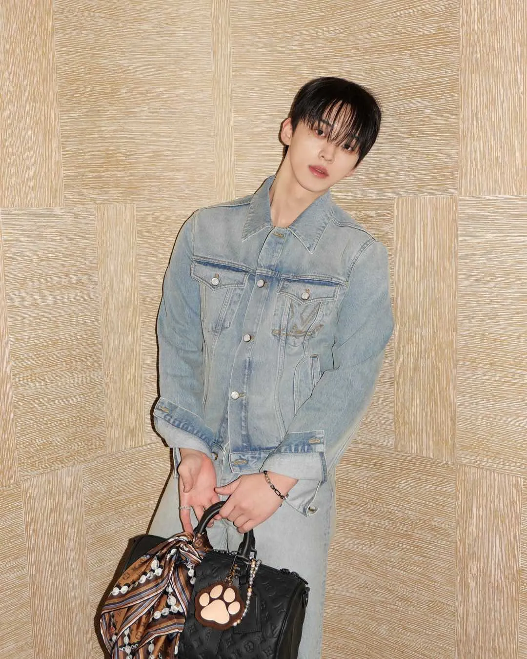 Louis Vuitton/ 24Fw logo
